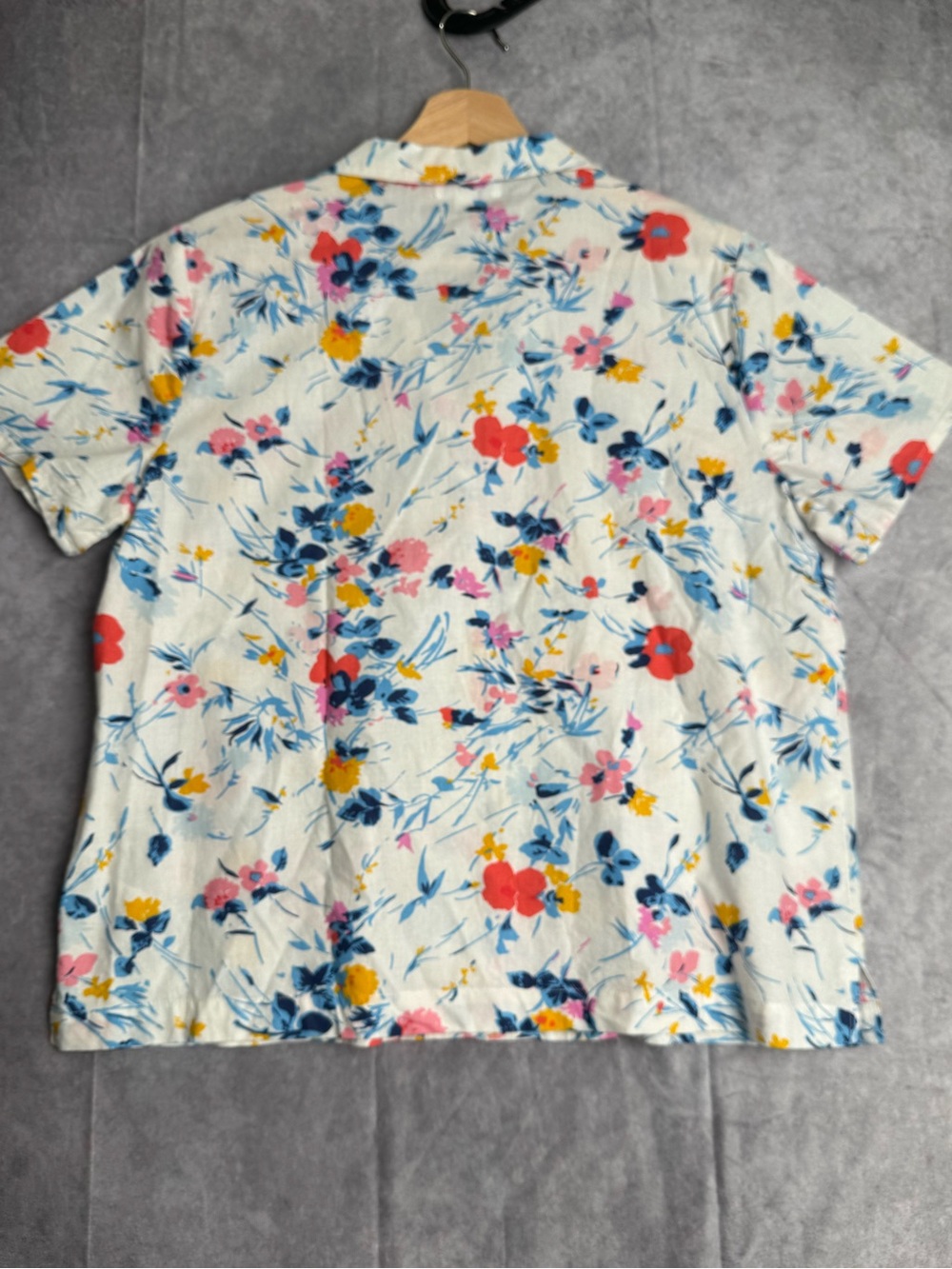 Gap Floral Cotton Camp Shirt Size M Short Sleeve Button Down - Picture 6 of 6